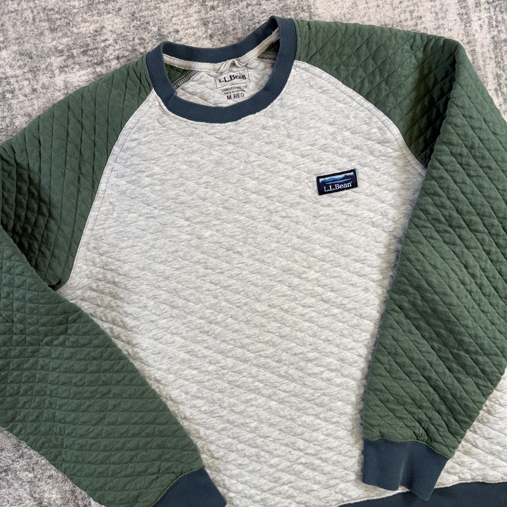 LL Bean Sweatshirt Mens Medium Gray Green Colorblock Diamond Quilted Crewneck